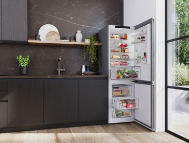 Siemens KG39NSBBF, Freistehende Kühl-Gefrier-Kombination mit Gefrierbereich unten, Glastür