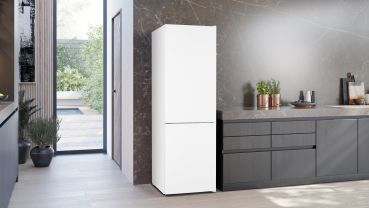 Siemens KG36NVWCG, Freistehende Kühl-Gefrier-Kombination mit Gefrierbereich unten