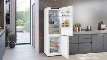 Siemens KG36NVWCG, Freistehende Kühl-Gefrier-Kombination mit Gefrierbereich unten