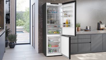 Siemens KG49NVXCG, Freistehende Kühl-Gefrier-Kombination mit Gefrierbereich unten