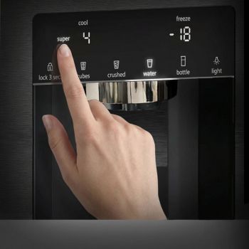 Siemens KG39E8IBA, Freistehende Kühl-Gefrier-Kombination mit Gefrierbereich unten