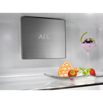 AEG EK7E75S1 - Kühl- / Gefrierkombination - Weiß
