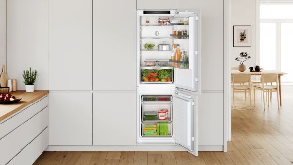 Bosch KIV86VFE1, Einbau-Kühl-Gefrier-Kombination mit Gefrierbereich unten