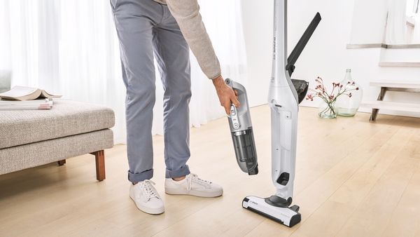 Bosch BCHF216S, Akku-Staubsauger
