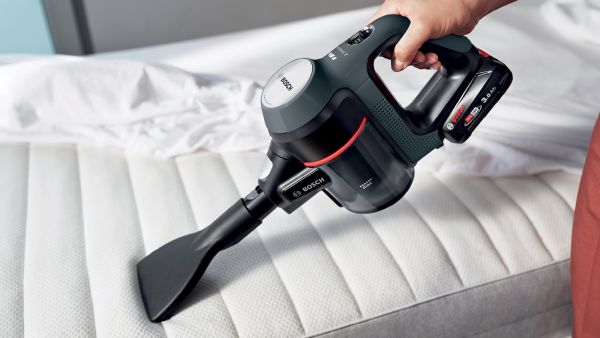 Bosch BBS712A, Akku-Staubsauger