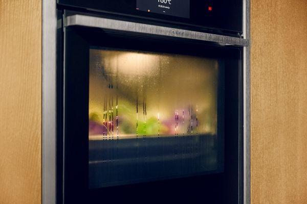 Neff C24FS31N0, Kompakt-Dampfbackofen