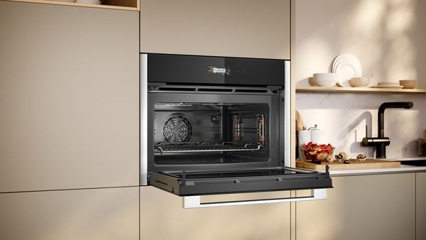 Neff C24MR21N0, Kompaktbackofen mit Mikrowelle