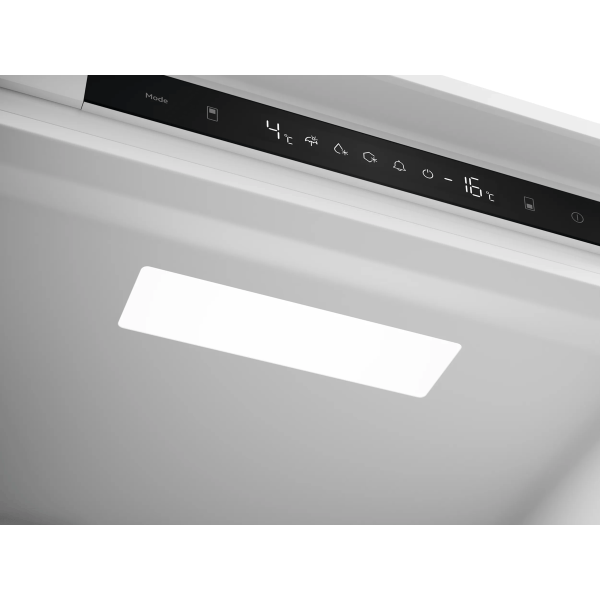 Electrolux LNN3CE18S - Kühl- / Gefrierkombination - Weiß