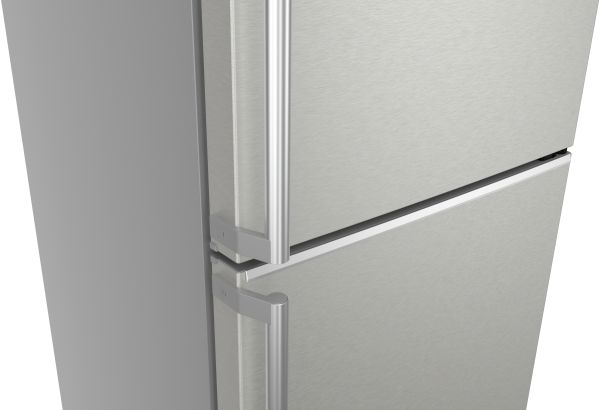 Siemens KG39NAIAU, Freistehende Kühl-Gefrier-Kombination mit Gefrierbereich unten