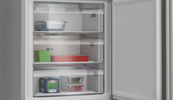 Siemens KG49NVIBG, Freistehende Kühl-Gefrier-Kombination mit Gefrierbereich unten
