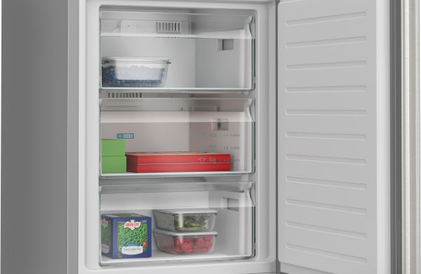 Siemens KG39NVIBG, Freistehende Kühl-Gefrier-Kombination mit Gefrierbereich unten