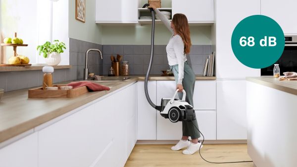 Bosch BGC41XALL, Beutelloser Staubsauger