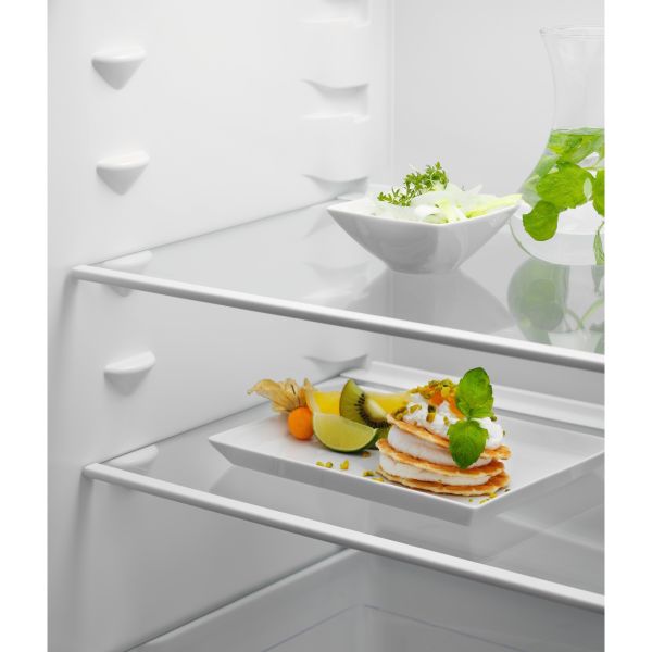 Zanussi ZNLN16ES - Kühl- / Gefrierkombination - Weiß